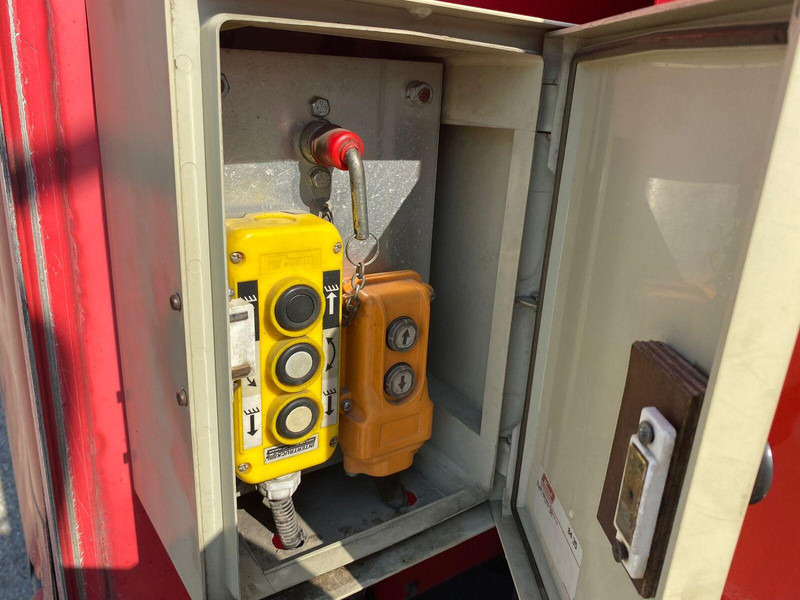 Box truck DAF LF 45.180 Pritsche + Plane: picture 15 Box truck DAF LF 45.180 Pritsche + Plane: picture 15