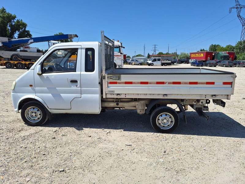 DFSK Docar 4x4 - Pritsche - Open body delivery van: picture 5 DFSK Docar 4x4 - Pritsche - Open body delivery van: picture 5