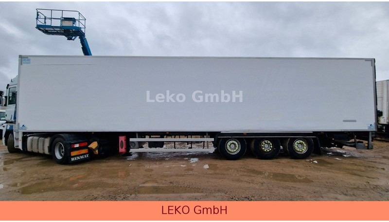Fruehauf - Refrigerator semi-trailer: picture 3 Fruehauf - Refrigerator semi-trailer: picture 3