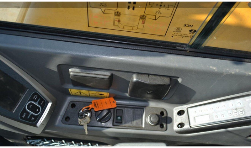 Mini excavator Hyundai HX55 Mini lánctalpas forgókotró: picture 10 Mini excavator Hyundai HX55 Mini lánctalpas forgókotró: picture 10