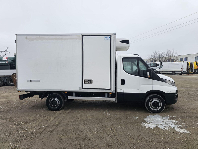 Iveco 35-130 S - Carrier Pulsor 350 frigo - Refrigerated delivery van: picture 4 Iveco 35-130 S - Carrier Pulsor 350 frigo - Refrigerated delivery van: picture 4