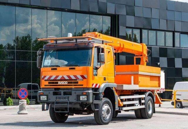 Iveco CURSOR 240 4x4 RUTHMANN T225 22,5 Meters Lift - Truck mounted aerial platform: picture 2 Iveco CURSOR 240 4x4 RUTHMANN T225 22,5 Meters Lift - Truck mounted aerial platform: picture 2