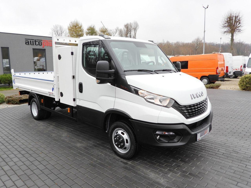 Iveco DAILY 35C16 - Tipper van: picture 4 Iveco DAILY 35C16 - Tipper van: picture 4