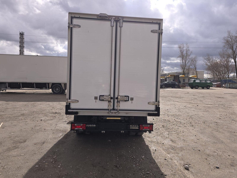 Refrigerated delivery van Iveco Daily 35-140 - Carrier Xarios 350 frigo: picture 7 Refrigerated delivery van Iveco Daily 35-140 - Carrier Xarios 350 frigo: picture 7