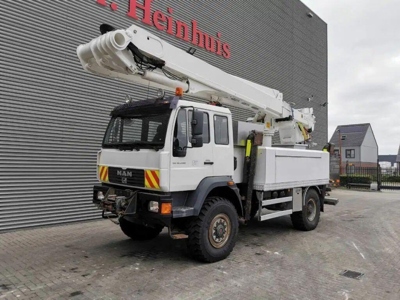 MAN MAN - 18.280 - Lifting basket 20,3 m - 4x4 - Truck mounted aerial platform, Crane truck: picture 3 MAN MAN - 18.280 - Lifting basket 20,3 m - 4x4 - Truck mounted aerial platform, Crane truck: picture 3