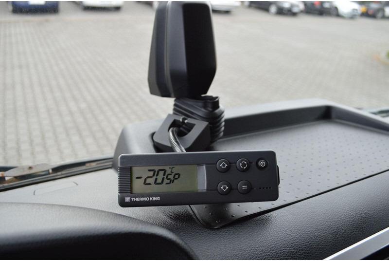 Refrigerator truck MAN TGL 10.180 REFRIGERATOR TK V500 MAX: picture 20 Refrigerator truck MAN TGL 10.180 REFRIGERATOR TK V500 MAX: picture 20