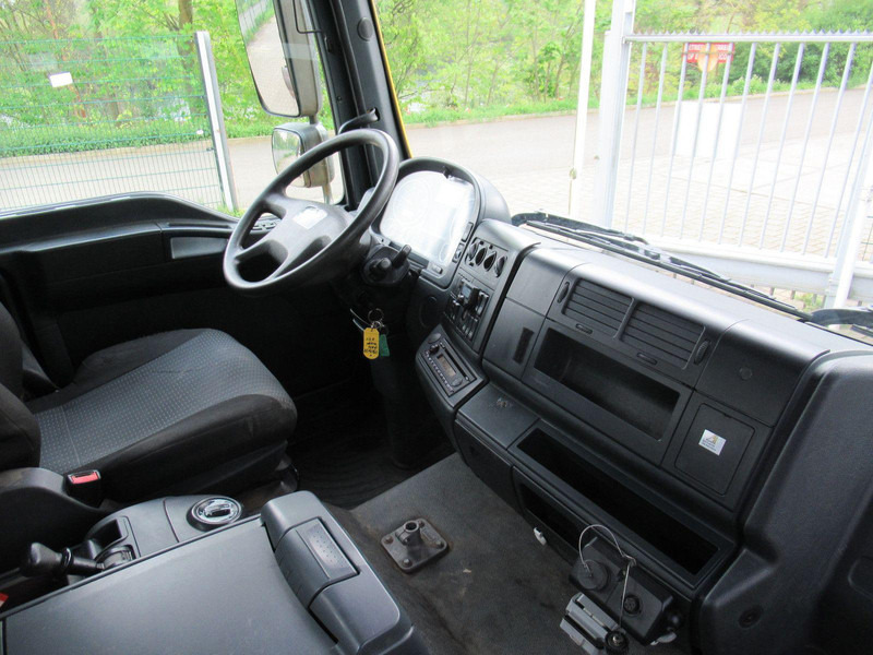 Dropside/ Flatbed truck, Crane truck MAN TGL 12.220 4x2 EEV 3-Z. W. Kipper + Palfinger Kr: picture 13