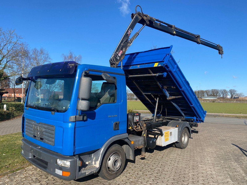 MAN TGL 8.210 M Tipper + Crane Hiab - Tipper, Crane truck: picture 1 MAN TGL 8.210 M Tipper + Crane Hiab - Tipper, Crane truck: picture 1