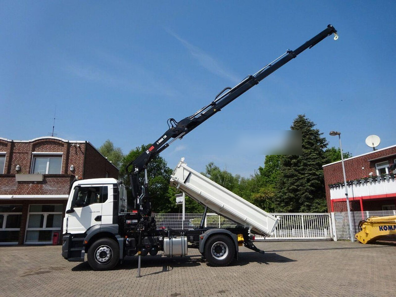 MAN TGS 22.400 - 3 way tipper + crane - Tipper, Crane truck: picture 2 MAN TGS 22.400 - 3 way tipper + crane - Tipper, Crane truck: picture 2