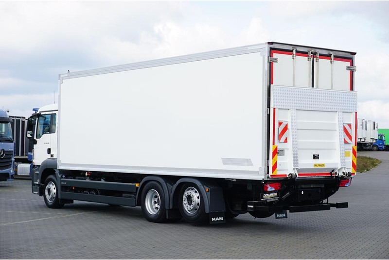 Refrigerator truck MAN TGS / 26.360 / EURO 6 / CHŁODNIA + WINDA / 20 PALET: picture 6 Refrigerator truck MAN TGS / 26.360 / EURO 6 / CHŁODNIA + WINDA / 20 PALET: picture 6