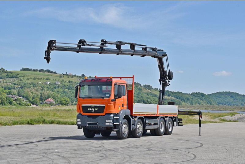 MAN TGS 35.440 - Dropside/ Flatbed truck, Crane truck: picture 2 MAN TGS 35.440 - Dropside/ Flatbed truck, Crane truck: picture 2