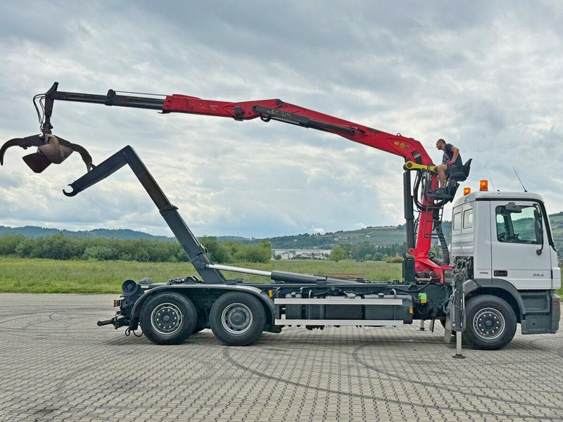 Mercedes-Benz ACTROS 2541 ABROLLKIPPER EPSILON E140Z81 TOP - Hook lift truck, Crane truck: picture 5 Mercedes-Benz ACTROS 2541 ABROLLKIPPER EPSILON E140Z81 TOP - Hook lift truck, Crane truck: picture 5