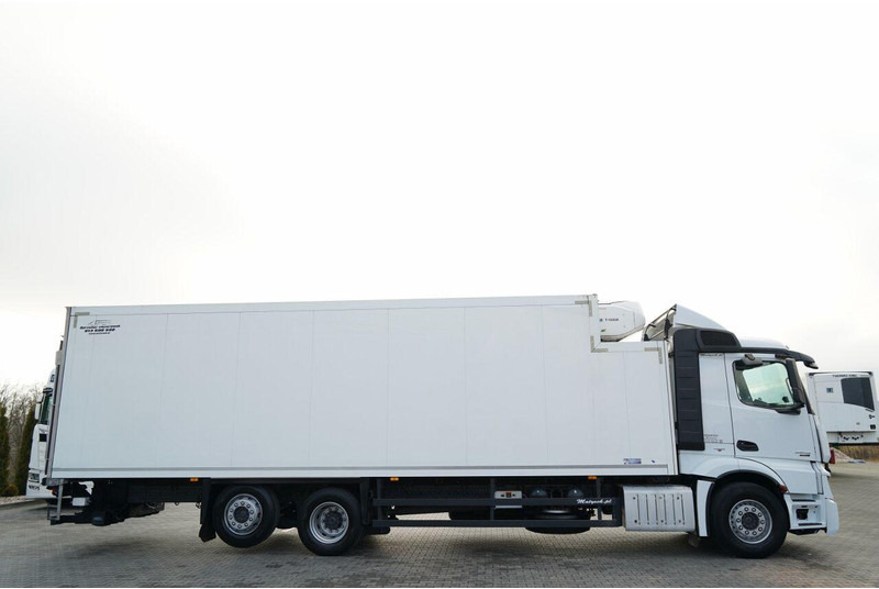 Refrigerator truck Mercedes-Benz ACTROS 2542: picture 15