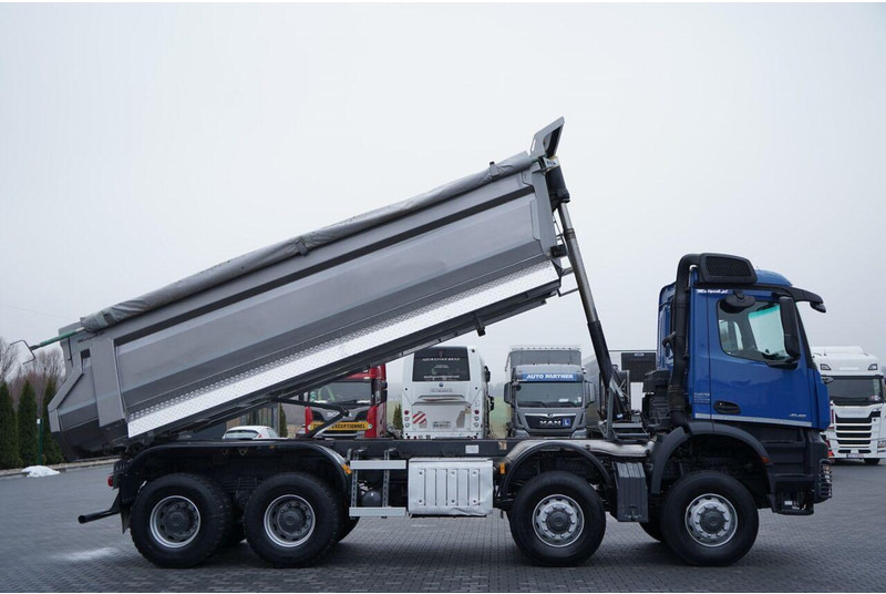 Mercedes-Benz ACTROS 4145 / 8X8 / WYWROTKA TYLNOZSYPOWA / KH-KIPPER 6 M / AUTO - Tipper: picture 5 Mercedes-Benz ACTROS 4145 / 8X8 / WYWROTKA TYLNOZSYPOWA / KH-KIPPER 6 M / AUTO - Tipper: picture 5