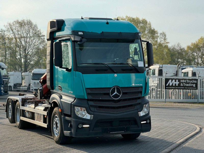 Mercedes-Benz Actros 2540 6x2 Abrollkipper Kran PK 11001 - Dropside/ Flatbed truck, Crane truck: picture 1 Mercedes-Benz Actros 2540 6x2 Abrollkipper Kran PK 11001 - Dropside/ Flatbed truck, Crane truck: picture 1
