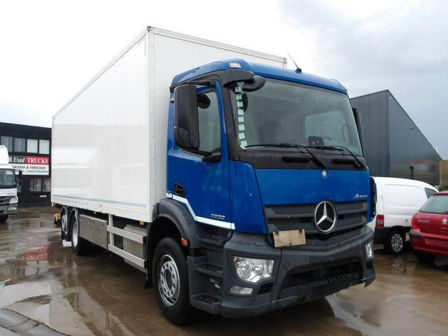 Mercedes-Benz Antos 2832 Koffer + tail lift 6x2 - Box truck: picture 2 Mercedes-Benz Antos 2832 Koffer + tail lift 6x2 - Box truck: picture 2
