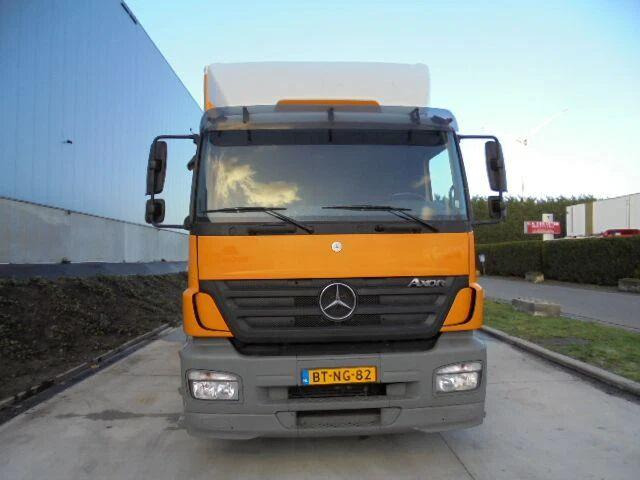 Mercedes-Benz Axor 1829 - Vacuum truck - Vacuum truck: picture 2 Mercedes-Benz Axor 1829 - Vacuum truck - Vacuum truck: picture 2