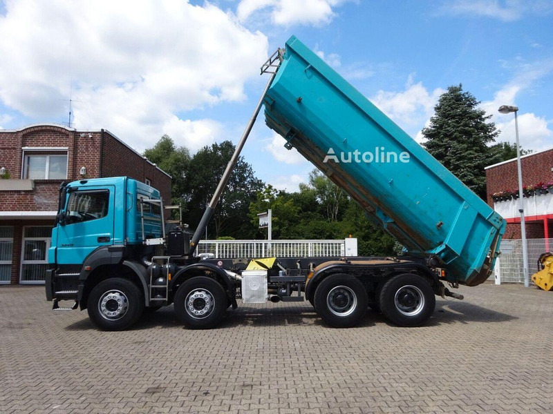 Mercedes-Benz Axor 3240 - Tipper 8x4 - Tipper: picture 4 Mercedes-Benz Axor 3240 - Tipper 8x4 - Tipper: picture 4