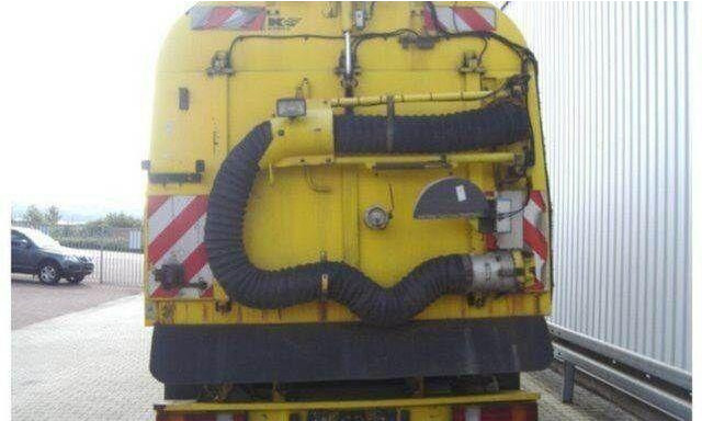 Mercedes-Benz SK 1820 4x2 Schienenreinigungs Kehrmaschine RAIL - Road sweeper: picture 4 Mercedes-Benz SK 1820 4x2 Schienenreinigungs Kehrmaschine RAIL - Road sweeper: picture 4