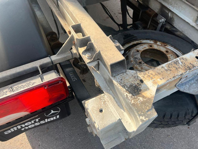 Mini artic tractor unit Mercedes-Benz SPRINTER 519: picture 8