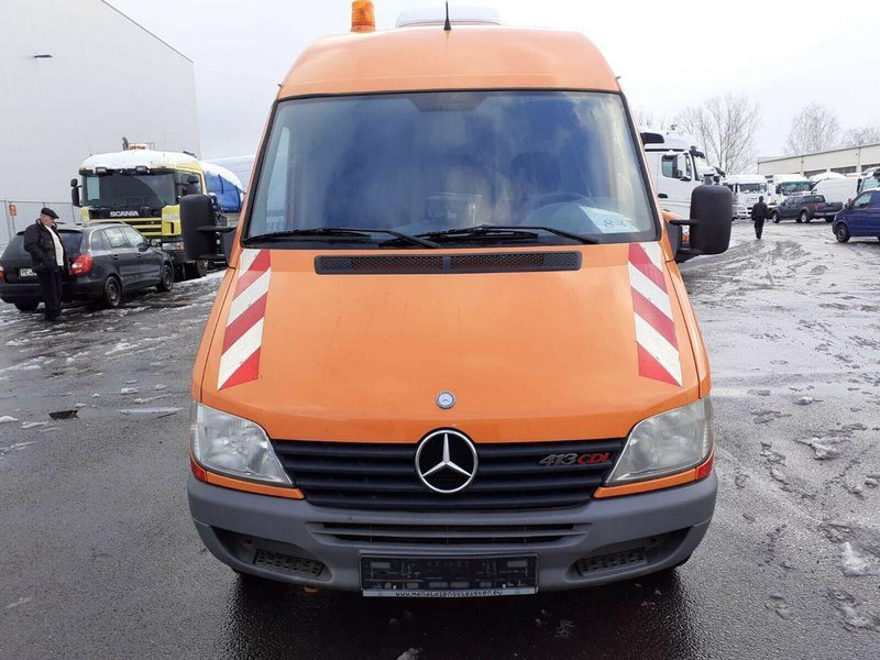 Mercedes-Benz Sprinter 413 - Vacuum truck: picture 2 Mercedes-Benz Sprinter 413 - Vacuum truck: picture 2