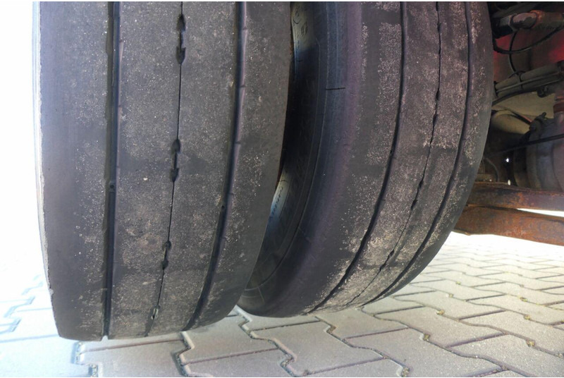 Low loader semi-trailer Nooteboom NISKOPODWOZIE LAWETA / 4 OSIOWA / DMC: 73500 KG / NAJAZDY HYDRAU: picture 17 Low loader semi-trailer Nooteboom NISKOPODWOZIE LAWETA / 4 OSIOWA / DMC: 73500 KG / NAJAZDY HYDRAU: picture 17