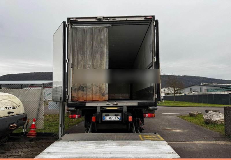 Refrigerator truck Renault D 19.280: picture 9