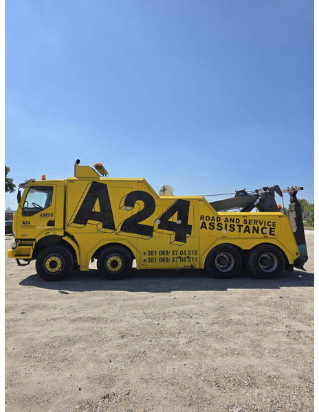 Renault Kerax 420 DCi 8x4 - Road and Service Assistant leasing Renault Kerax 420 DCi 8x4 - Road and Service Assistant: picture 9