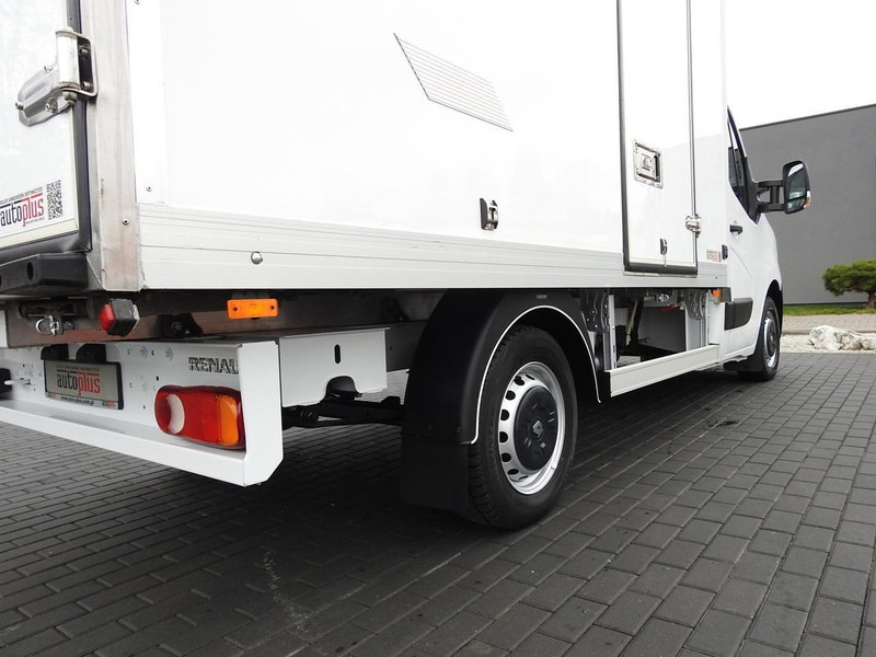 Refrigerated delivery van Renault MASTER CHŁODNIA KONTENER 0*C LEDY KLIMATYZACJA 145KM [ 405741: picture 18 Refrigerated delivery van Renault MASTER CHŁODNIA KONTENER 0*C LEDY KLIMATYZACJA 145KM [ 405741: picture 18