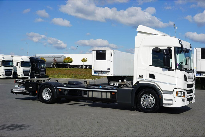 Scania / P 410 / E 6 / BDF + WINDA / 7.15 , 7.45, 7.82 M / RETARDER - Cab chassis truck: picture 4 Scania / P 410 / E 6 / BDF + WINDA / 7.15 , 7.45, 7.82 M / RETARDER - Cab chassis truck: picture 4