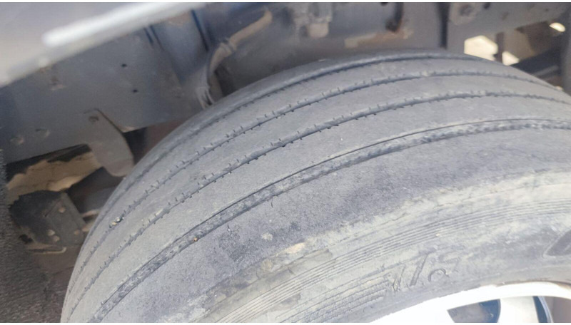 Tractor unit DAF XF 105.460 Lowdeck - MEGA: picture 8 Tractor unit DAF XF 105.460 Lowdeck - MEGA: picture 8