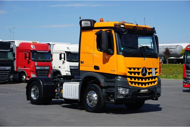 Mercedes-Benz AROCS / 1848 / E 6 / ACC / 4 X 4 / HAD / HYDRAULIKA / RETARDER - Tractor unit: picture 2 Mercedes-Benz AROCS / 1848 / E 6 / ACC / 4 X 4 / HAD / HYDRAULIKA / RETARDER - Tractor unit: picture 2