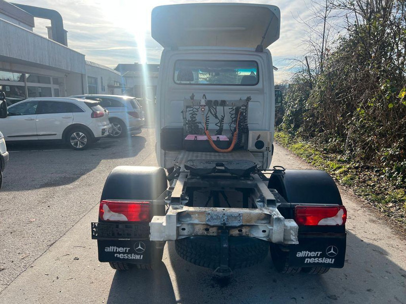 Mercedes-Benz SPRINTER 519 - Tractor unit: picture 4 Mercedes-Benz SPRINTER 519 - Tractor unit: picture 4