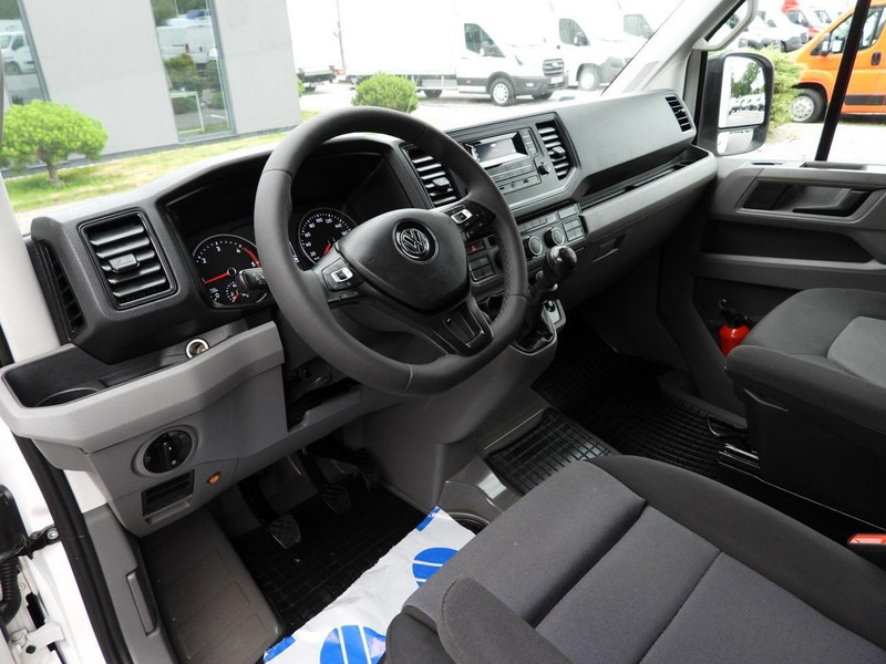 Volkswagen Crafter - Curtain side van: picture 2 Volkswagen Crafter - Curtain side van: picture 2