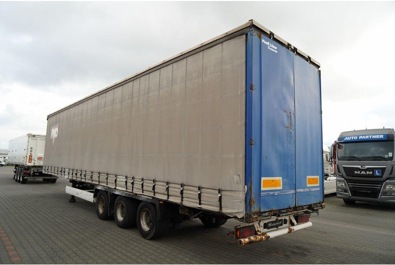 Wielton  - Curtainsider semi-trailer: picture 5 Wielton  - Curtainsider semi-trailer: picture 5