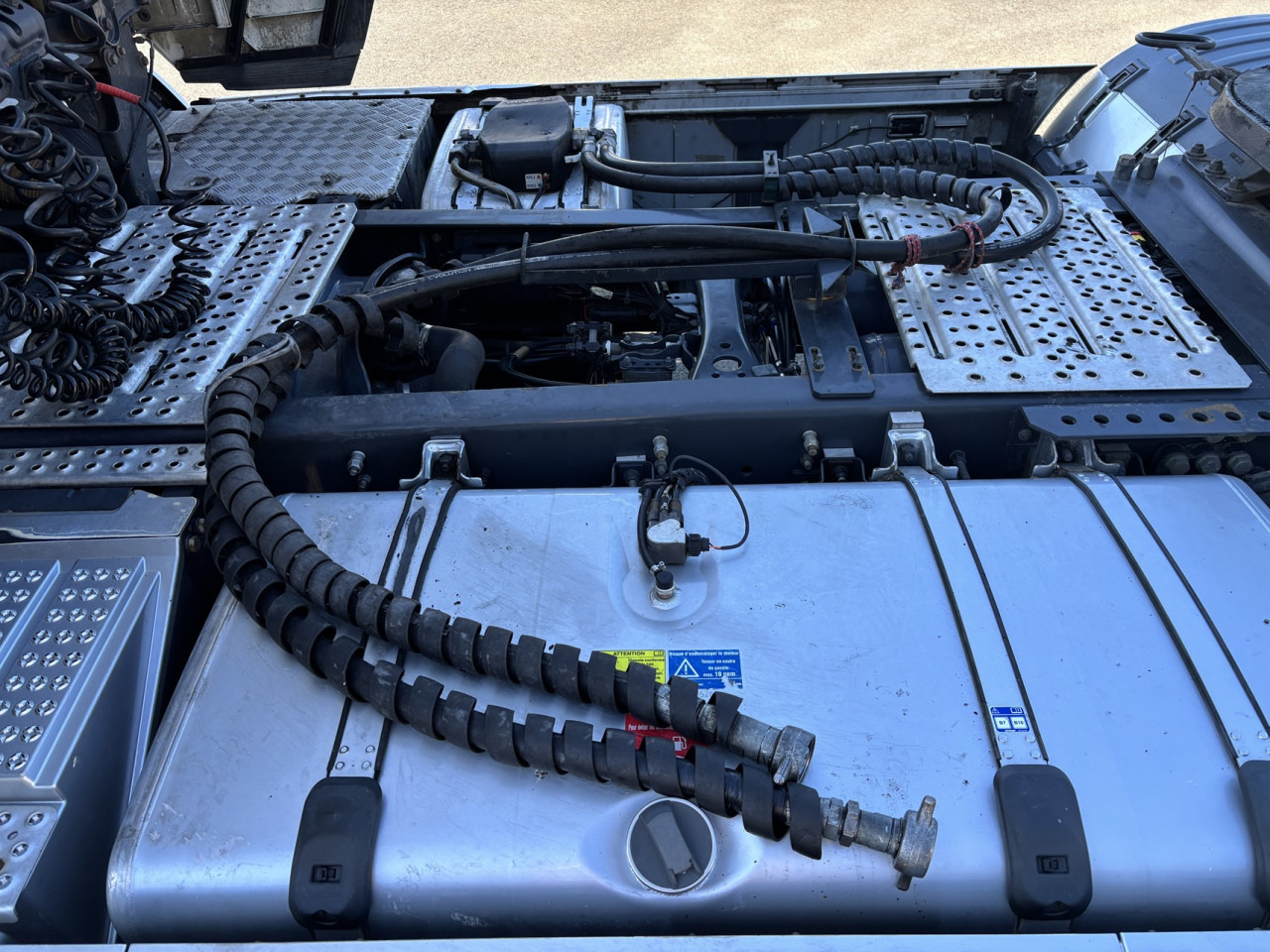 SCANIA R 450 A4x2NB - Tractor unit: picture 5 SCANIA R 450 A4x2NB - Tractor unit: picture 5