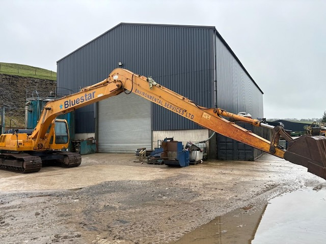 Hyundai 210-LC-3 - Excavator: picture 1 Hyundai 210-LC-3 - Excavator: picture 1