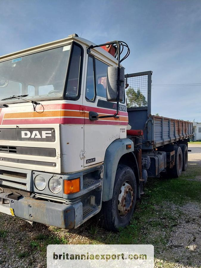 DAF 2700 ATI 6x4 26 Ton Sideways Tipper with HMF 820 Crane | Export Ready. - Tipper: picture 4 DAF 2700 ATI 6x4 26 Ton Sideways Tipper with HMF 820 Crane | Export Ready. - Tipper: picture 4