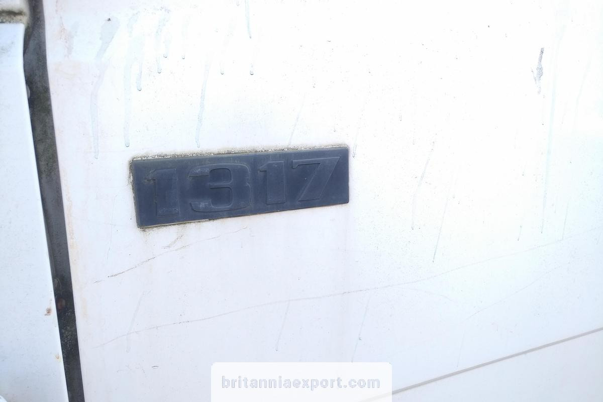 MERCEDES-BENZ 1317 | OM366 6 Cylinder | Manual Pump | 13 Ton - Cab chassis truck: picture 4 MERCEDES-BENZ 1317 | OM366 6 Cylinder | Manual Pump | 13 Ton - Cab chassis truck: picture 4