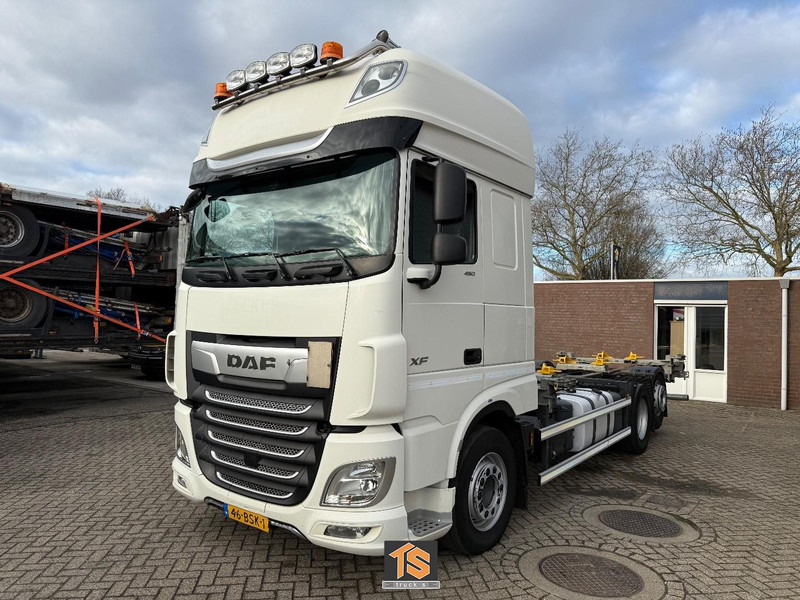 DAF XF 480 FAR BDF/WECHSELFAHRGESTELL - NL TOP TRUCK - Container transporter/ Swap body truck: picture 1 DAF XF 480 FAR BDF/WECHSELFAHRGESTELL - NL TOP TRUCK - Container transporter/ Swap body truck: picture 1