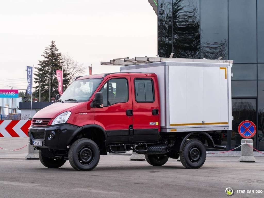 Iveco DAILY 4X4 OFFROAD CAMPER BOX DOKA Iveco DAILY 4X4 OFFROAD CAMPER BOX DOKA - Cab chassis truck: picture 5 Iveco DAILY 4X4 OFFROAD CAMPER BOX DOKA Iveco DAILY 4X4 OFFROAD CAMPER BOX DOKA - Cab chassis truck: picture 5