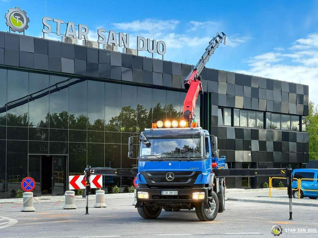 Mercedes-Benz AXOR 1833 4x4 Palfinger PK 22002 EH Crane Winch - Tipper: picture 3 Mercedes-Benz AXOR 1833 4x4 Palfinger PK 22002 EH Crane Winch - Tipper: picture 3