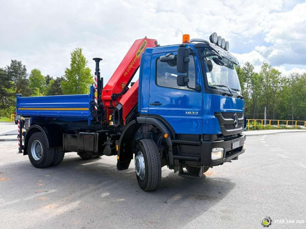 Tipper Mercedes-Benz  AXOR 1833 4x4 Palfinger PK 22002 EH Crane Winch: picture 6