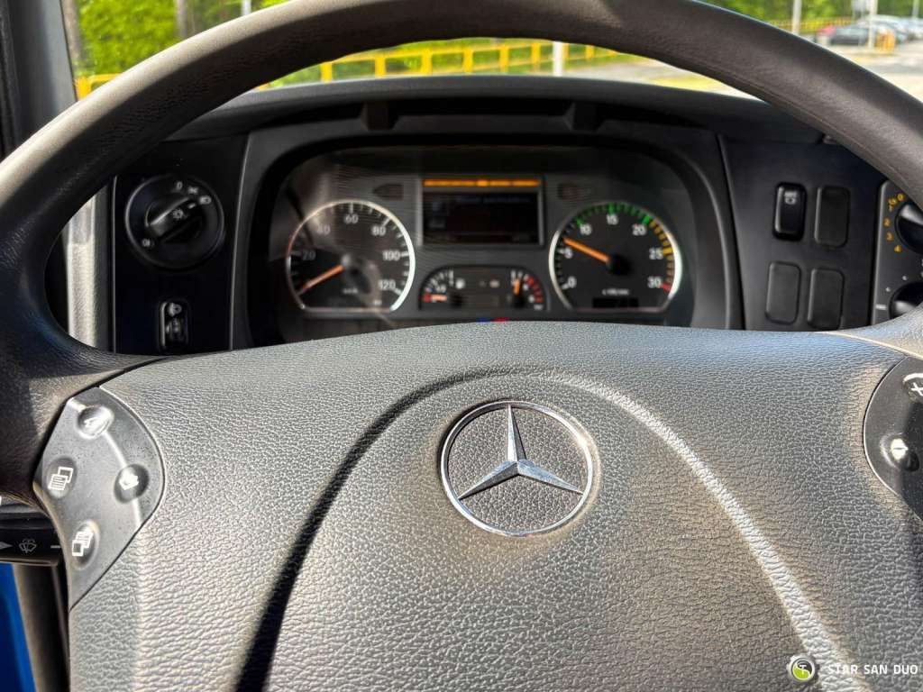 Tipper Mercedes-Benz  AXOR 1833 4x4 Palfinger PK 22002 EH Crane Winch: picture 12