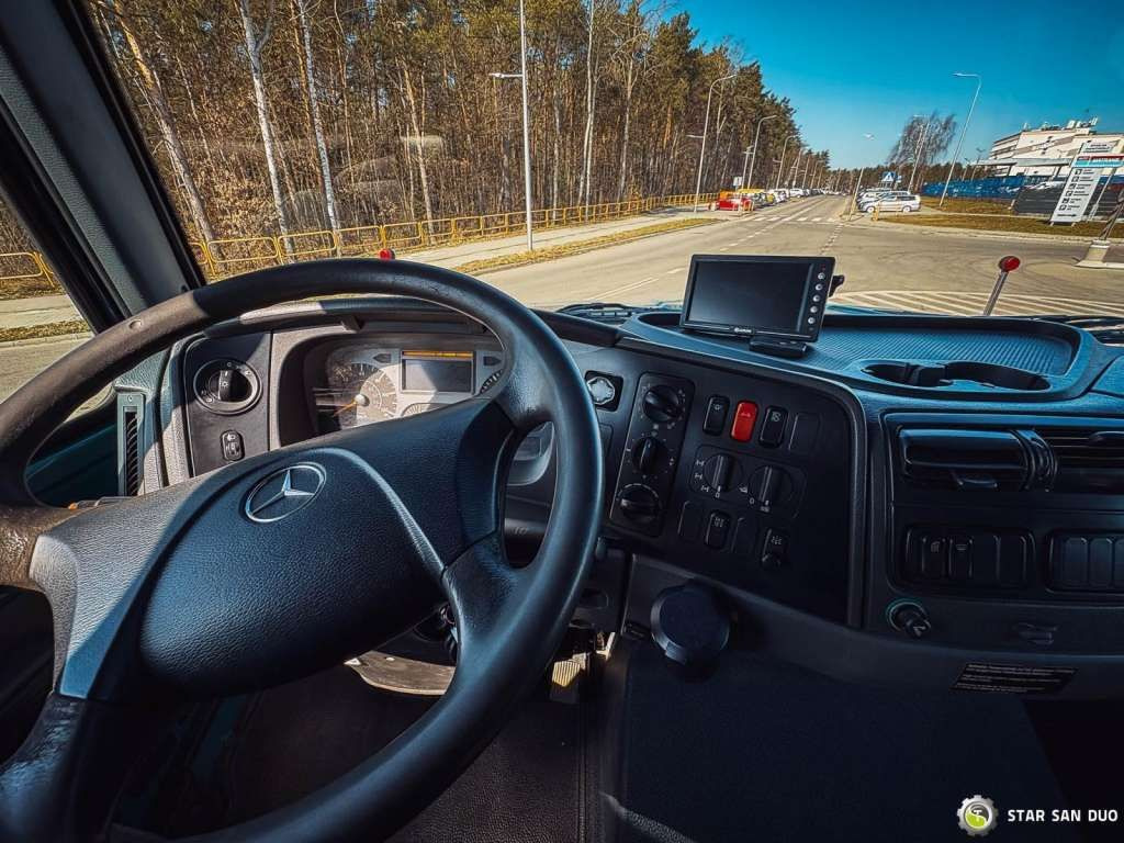 New Tipper Mercedes-Benz  Zetros 1833 4x4 Kipper Camper Chassis: picture 16