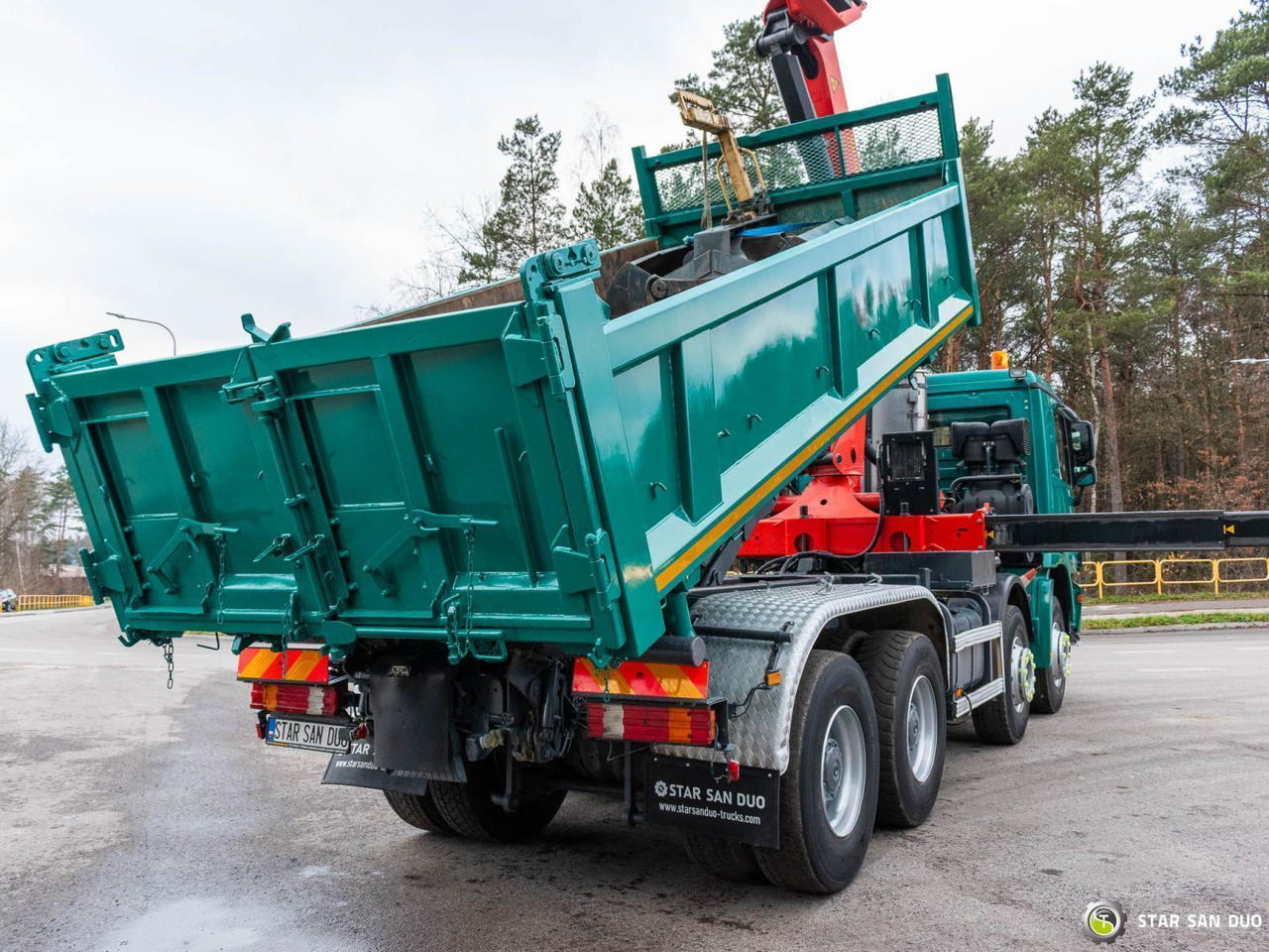 - Crane truck: picture 5 - Crane truck: picture 5