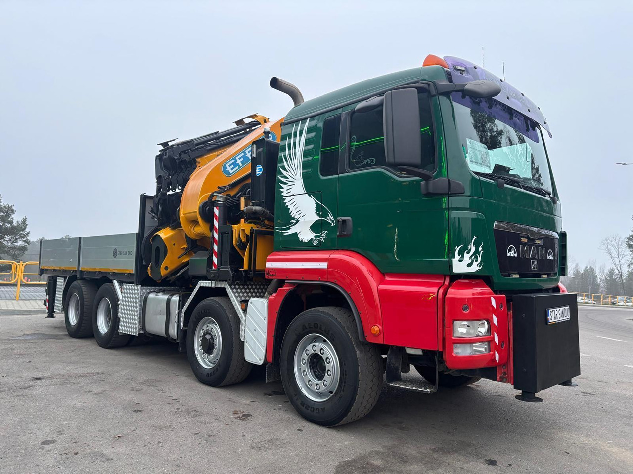 - Crane truck: picture 3 - Crane truck: picture 3