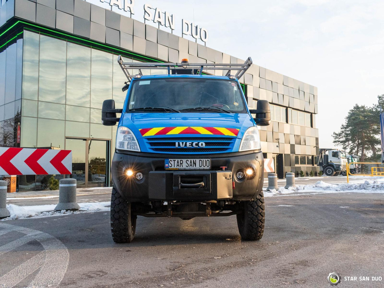 - Closed box van: picture 2 - Closed box van: picture 2