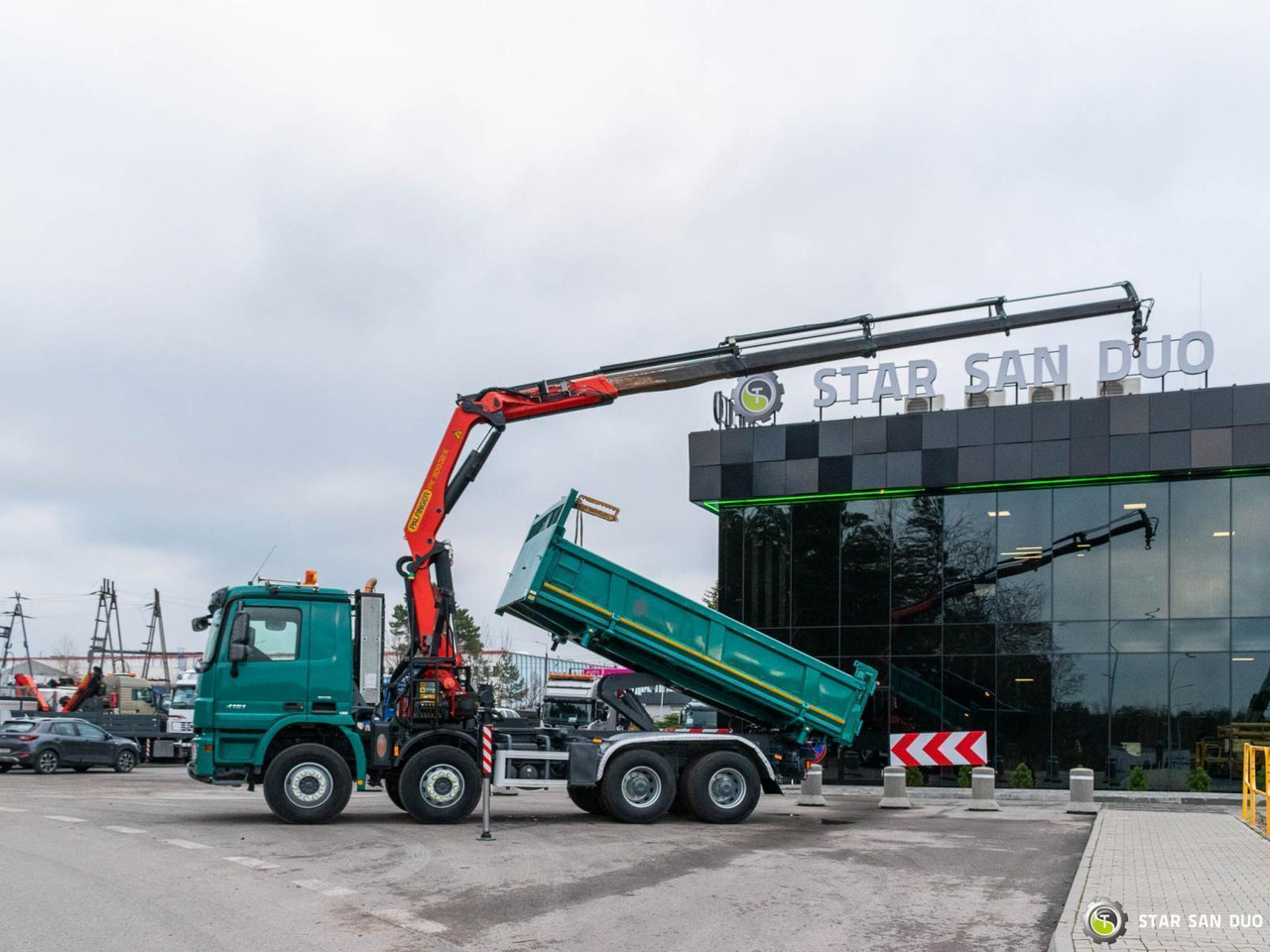 - Tipper: picture 2 - Tipper: picture 2