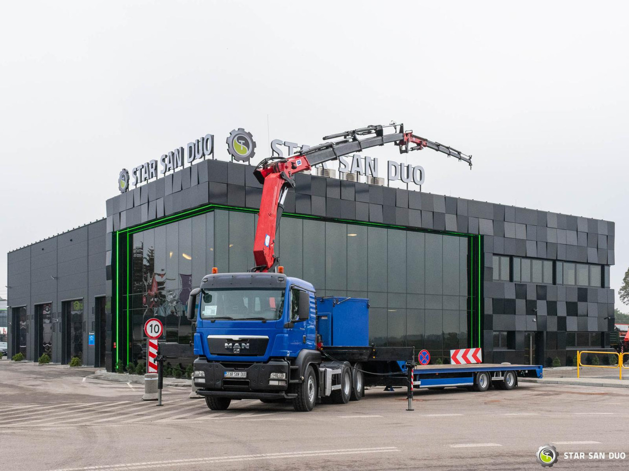 - Tractor unit: picture 3 - Tractor unit: picture 3